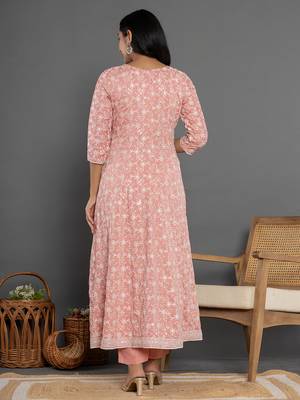  peach cotton silk embroidered anarkali kurta dupatta set 3
