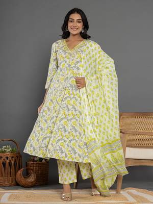  green beads & stones cotton anarkali kurta dupatta pant set 1