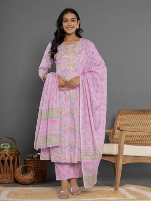 cotton lavender kurta dupatta pant set 1