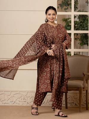 Yufta cotton maroon plus size kurta dupatta set 2