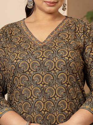  cotton olive ethnic motifs plus size kurta dupatta pant set 4