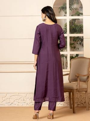 Yufta purple embroidered a-line kurta dupatta pant set 3