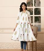  pink & white cotton floral print aline kurta