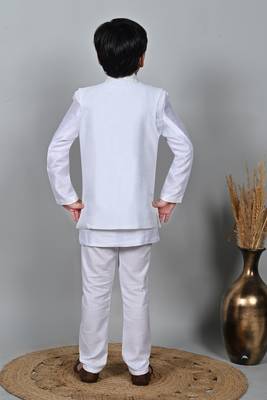 Boys silk blend embroidered sequined indo western sherwani set - white 2