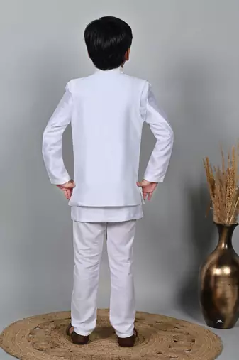 Boys silk blend embroidered sequined indo western sherwani set - white
