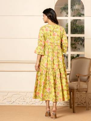  green cotton floral print tiered dress with ruffles 3