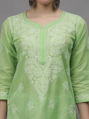 Green cotton lucknowi chikankari kurta 3