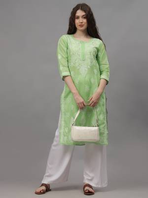 Green cotton lucknowi chikankari kurta 4