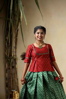 green  bandhini waves kids pattu pavadai 4