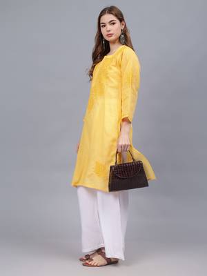 Yellow cotton lucknowi chikankari kurta 4