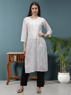 White cotton lucknowi chikankari kurta 1