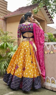 YELLOW THREAD EMBROIDERED WITH MIRROR WORK VISCOSE RAYON TRADITIONAL NAVRATRI PARTY WEAR FESTIVAL STITCHED LEHENGA CHOLI 4
