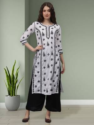White cotton lucknowi chikankari kurta 1