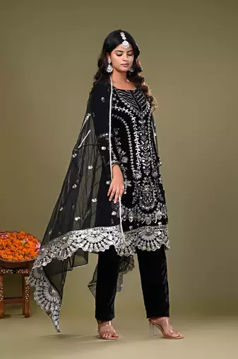 Black Velvet Kurta Set with Heavy Embroidery and Sequins