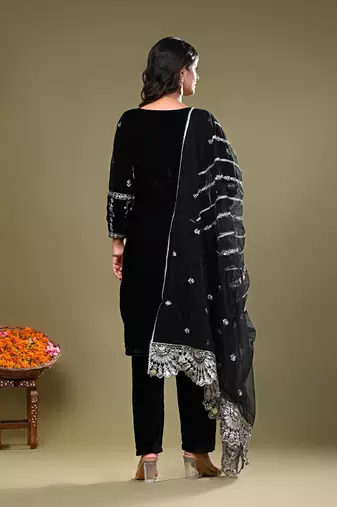 Black Velvet Kurta Set with Heavy Embroidery and Sequins