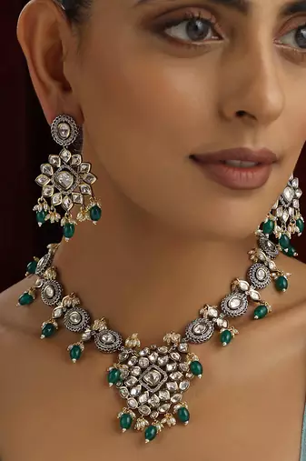 Green polki necklace set