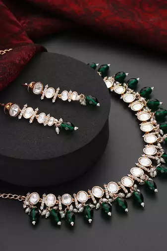 Green polki necklace set