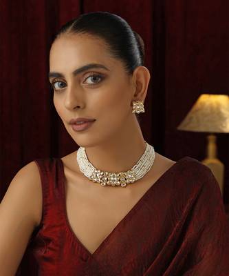 White kundan choker set 1