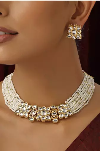 White kundan choker set