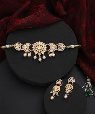 Gold polki choker necklace set 5
