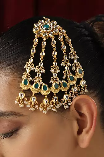 Green kundan passa tikka