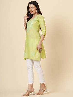 Green cotton thread embroidery work formal looks classy casual looks kurta 4