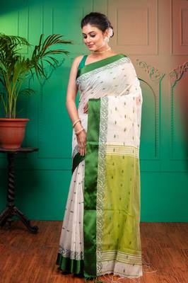 Offwhite handloom cotton saree with green velvet border and palluwith running blouse piece 2