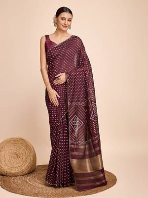 Maroon Woven Bandhani Art Silk, Jacquard Saree With Blouse Piece 1