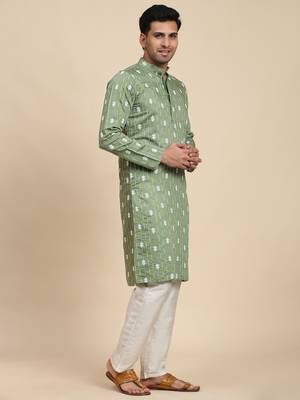 Green viscose rayon weaved motif kurta 4
