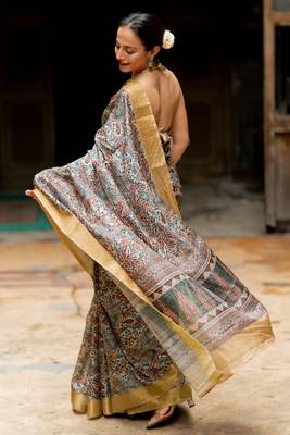 Greyish blue silk blend floral print golden zari border saree 6