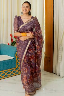 Sourbh Polyester Floral Printed Wine Saree 2