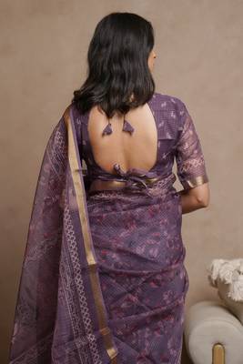Wine kota doria polyester floral print golden zari border saree 5