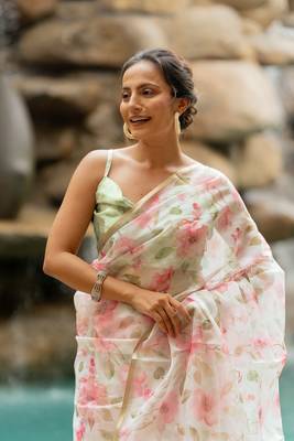 Off white organza floral print golden gota work golden border saree 2