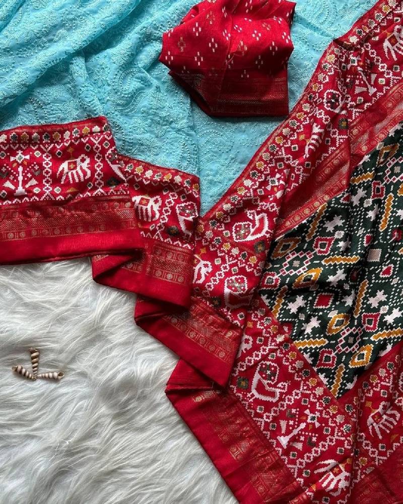 Sky Colour Premium Georgette Chikankari Lucknowi Embroidered Saree With Un-Stitched Blouse