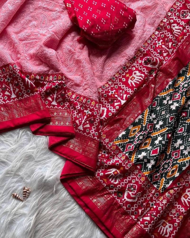 Pijk Colour Premium Georgette Chikankari Lucknowi Embroidered Saree With Un-Stitched Blouse