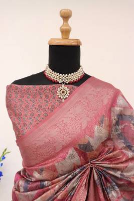 Soft Silk Blend Saree With Floral & Geometric Digital Print And Golden Jari Weaving Border 3