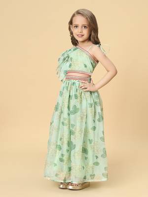 Green two piece green party wear lehenga top dupatta set 3