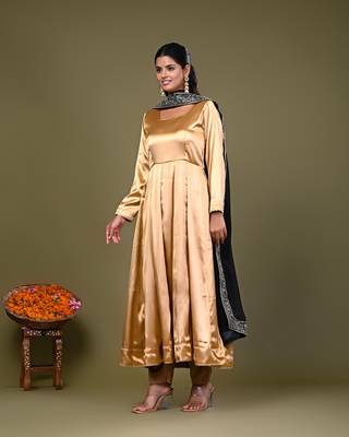 Golden Satin Anarkali Suit Set with Black Embroidered Dupatta 4