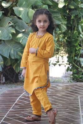 Two Pcs Suit In Pure Cotton With Sequin Lacework 2