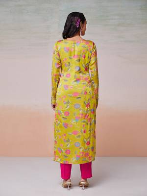 Parrot green floral printed satin kurta pant 3
