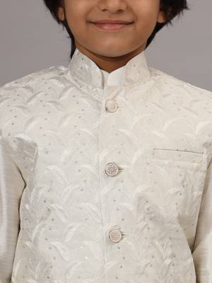 Boys white kurta set with embroidered nehru jacket 4