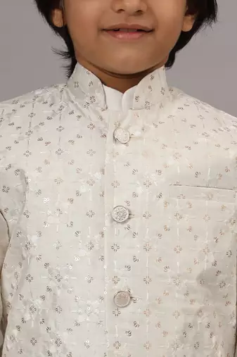 Boys off white kurta set with embroidered nehru jacket