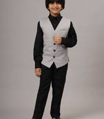 Light grey waistcoat with black shirt and black pant