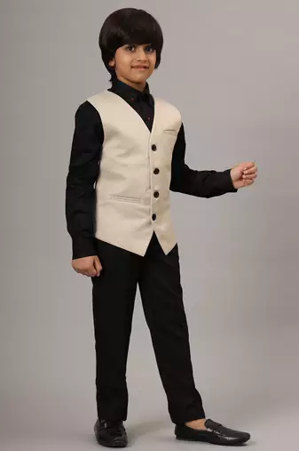 Beige waistcoat with black shirt and black pant
