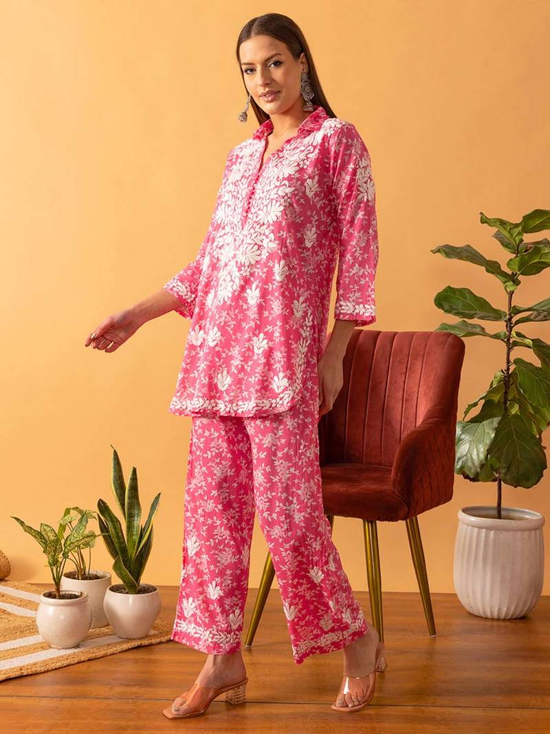 Hand Embroidered Floral Printed Pink Cotton Lucknowi Chikankari Womens Co-Ord Set
