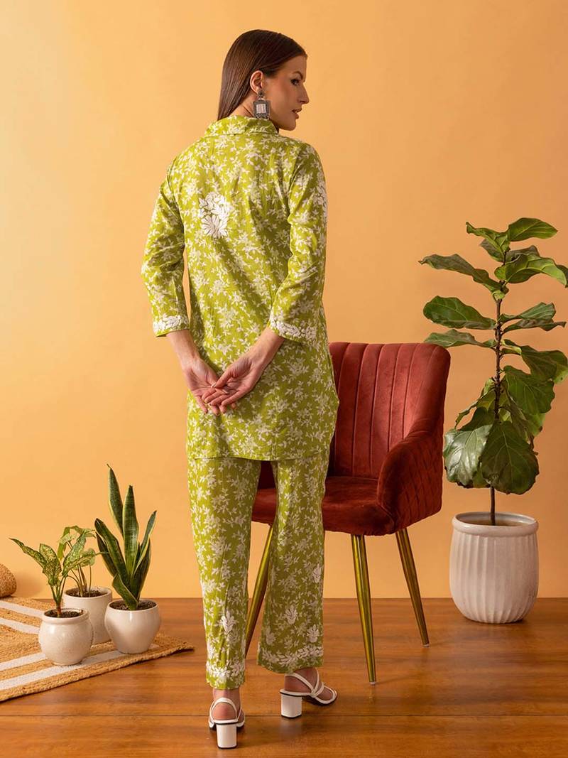 Hand Embroidered Floral Printed Green Cotton Lucknowi Chikankari Womens Co-Ord Set