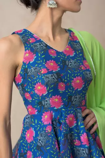 Kurti with tiered gharara