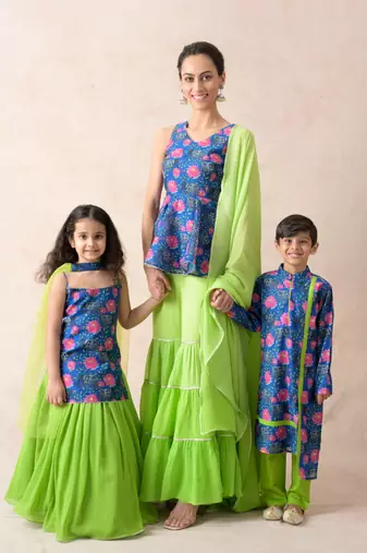 Kurti with tiered gharara