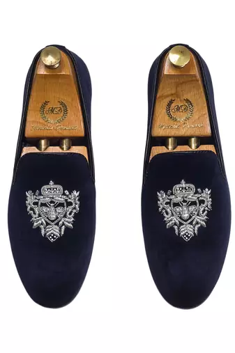 The regal bee slipons