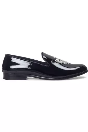 The regal bee slipons